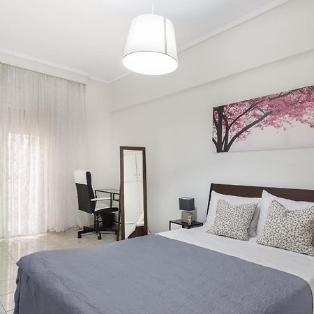 New! By The Sea Apartment Rohini Tessalónica Exterior foto